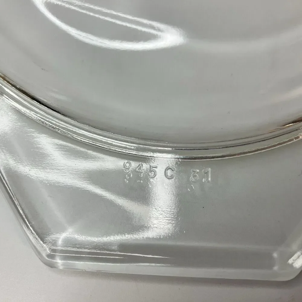 Vtg Pyrex Town and Country 1.5 Qt Divided Casserole Dish Oval with Clear Lid